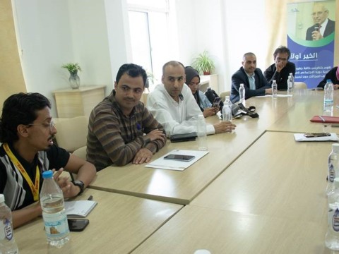 تكريم الشركات الأفضل أداءً في إدارة صفحات التواصل الاجتماعي